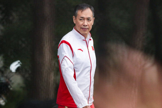 姚明率中国女篮正式出征奥运会！经典表情亮眼5